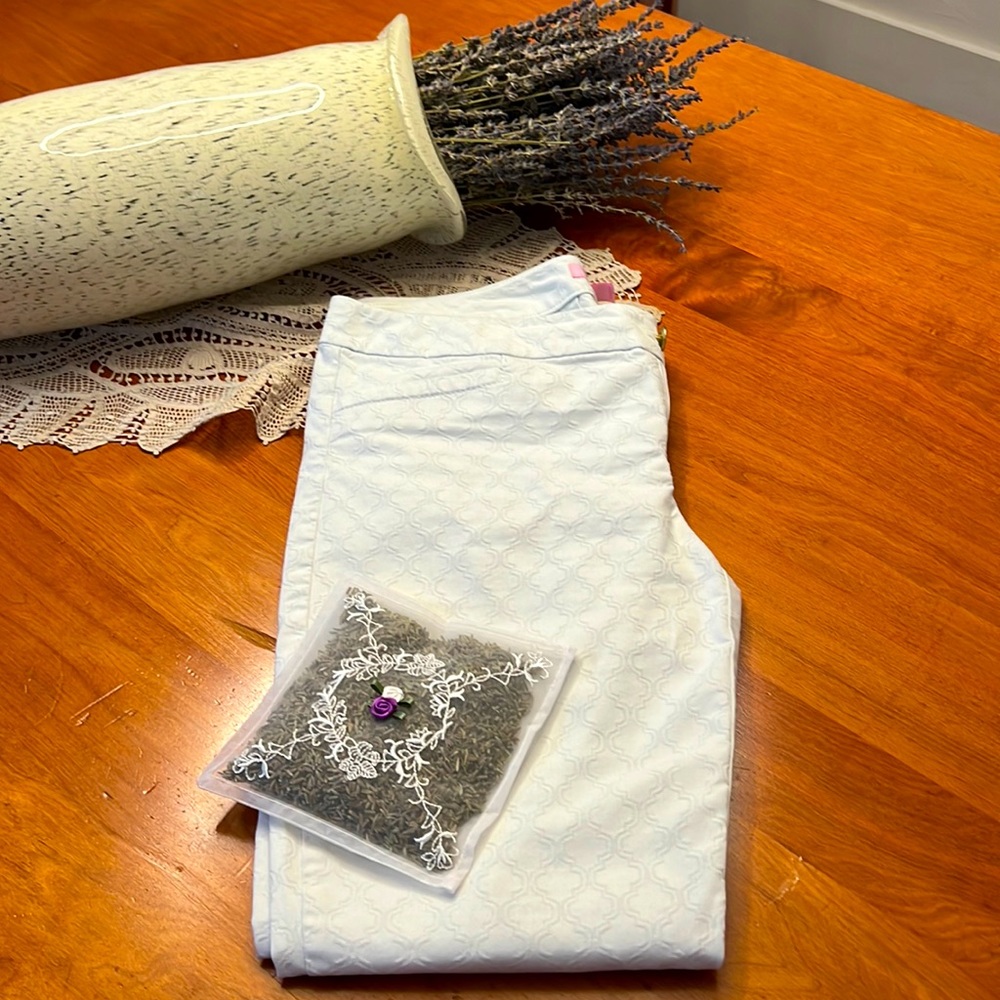 Lilly Pulitzer summer white pants